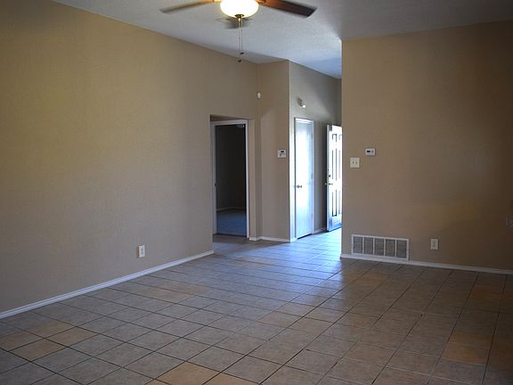 4th image of 1806 Ledgestone Dr
