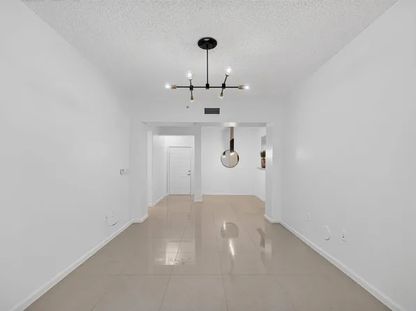 533 NE 3rd Ave, Fort Lauderdale, FL