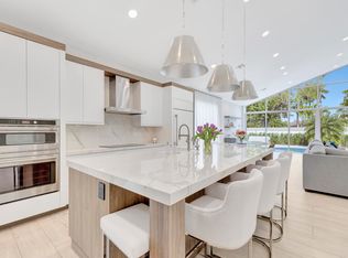 5349 NW 21st Ave, Boca Raton, FL 33496