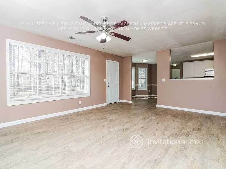 4028 Saint George Walk SW — Photo 7