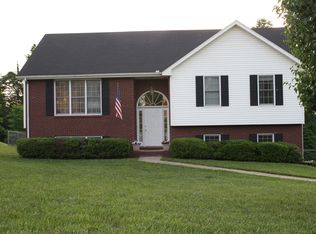 1046 Heatherwood Rd, Pleasant View, TN 37146