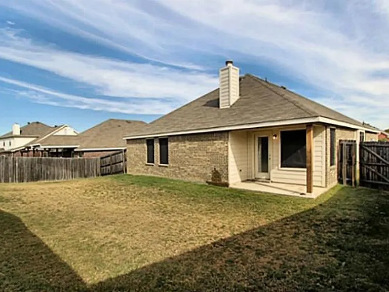 508 Highmoor Ct — Photo 16
