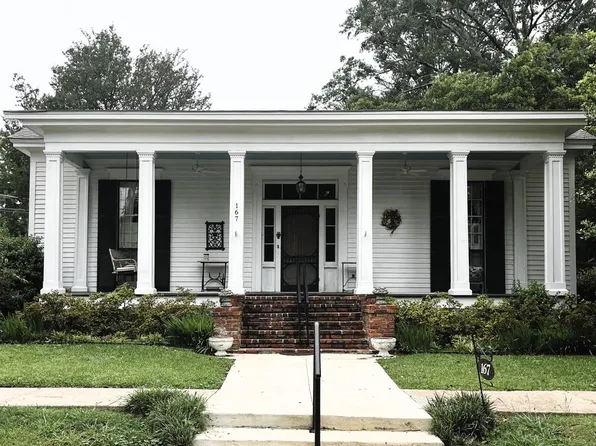 167 Court St, West Point, MS 39773