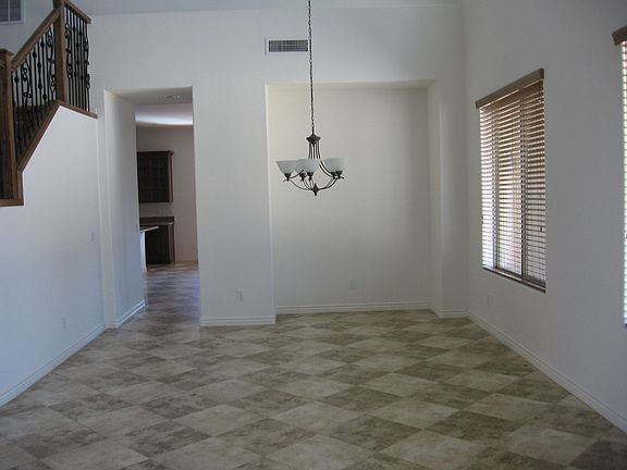 5th image of 20261 E Poco Calle