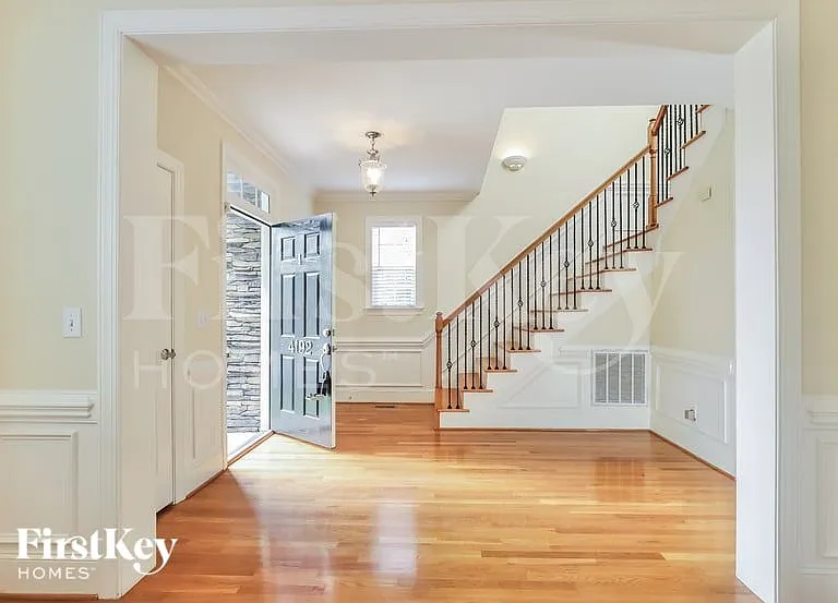 4192 Cypress Grove Ln — Photo 3