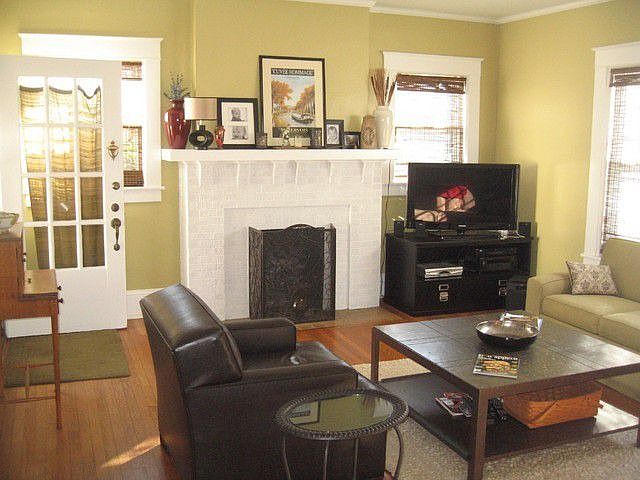 2nd image of 2120 Wright Ave