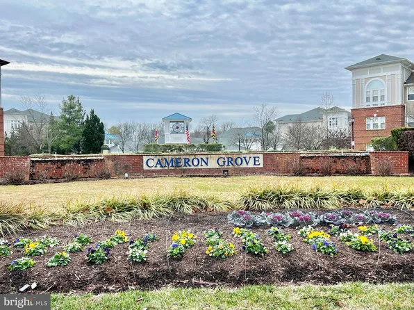 12900 Fox Bow Dr APT 206, Upper Marlboro, MD 20774