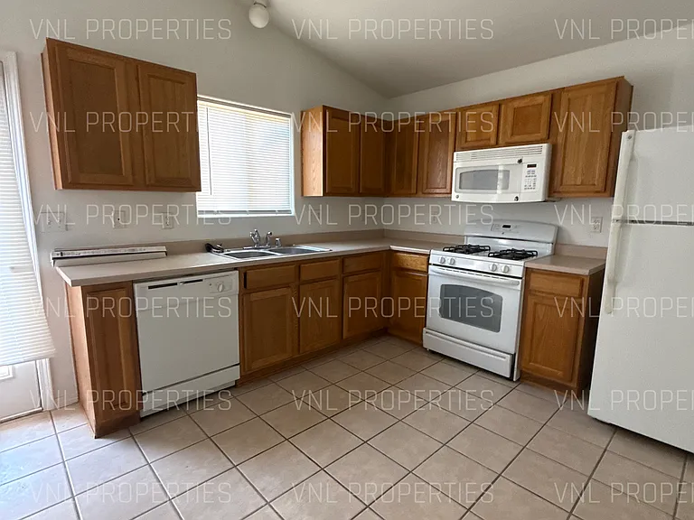 4985 Kyler Rd — Photo 8