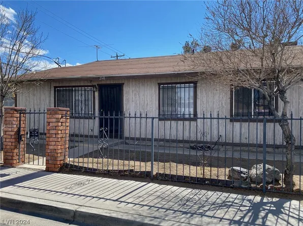 2548 Saint George St, North Las Vegas, NV 89030