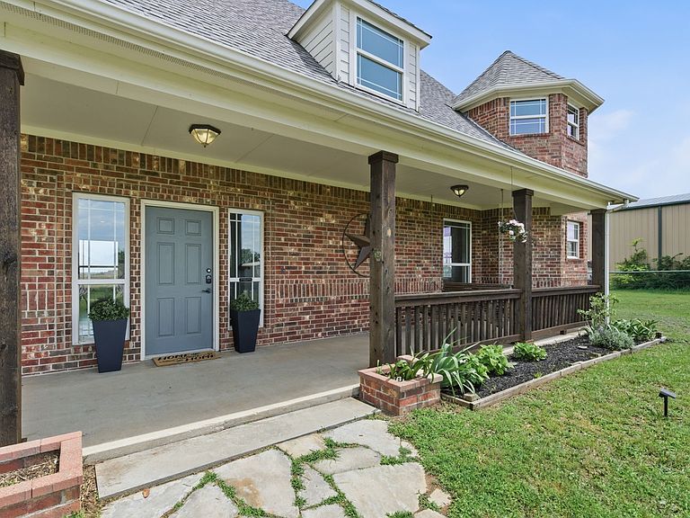 Listing photo 4