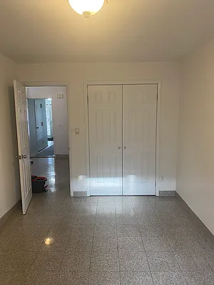 Rented by Bouklis Group | media 16