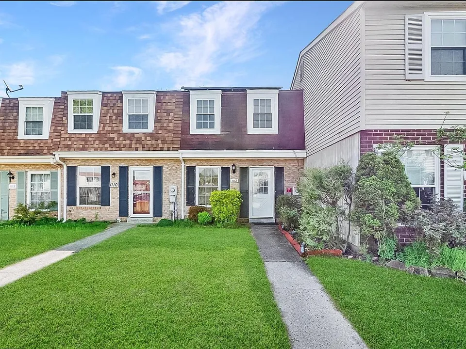 1112 Providence Ct