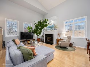 2336 W Palmer St #3, Chicago, IL 60647