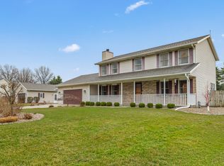 760 Lincoln Pines Pl, Saint Joseph, MI 49085