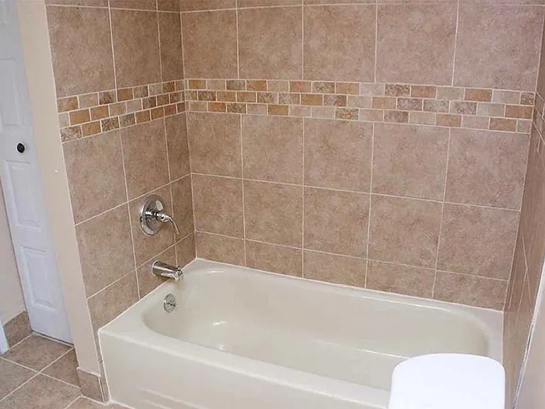 217 James Ct #217 — Photo 4