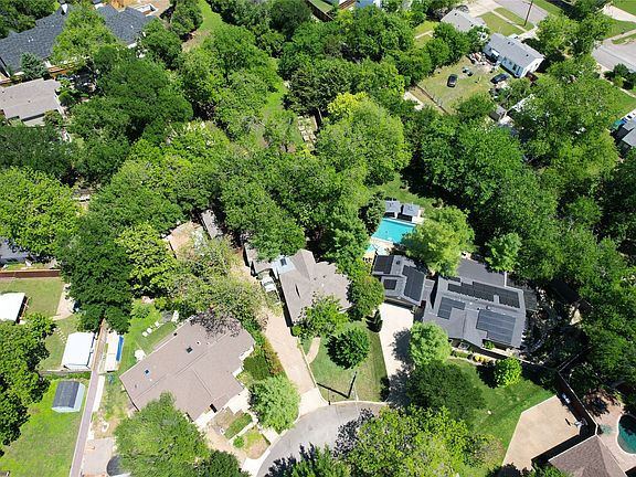 4th image of 7652 Culcourt St