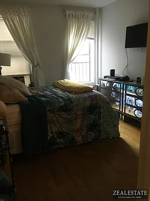 Rented by ZealEstate Group Inc | media 21