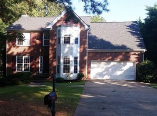 122 Saint Aurics Dr, Suwanee, GA 30024