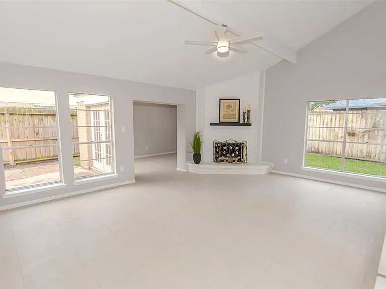 6703 Stonewater — Photo 8