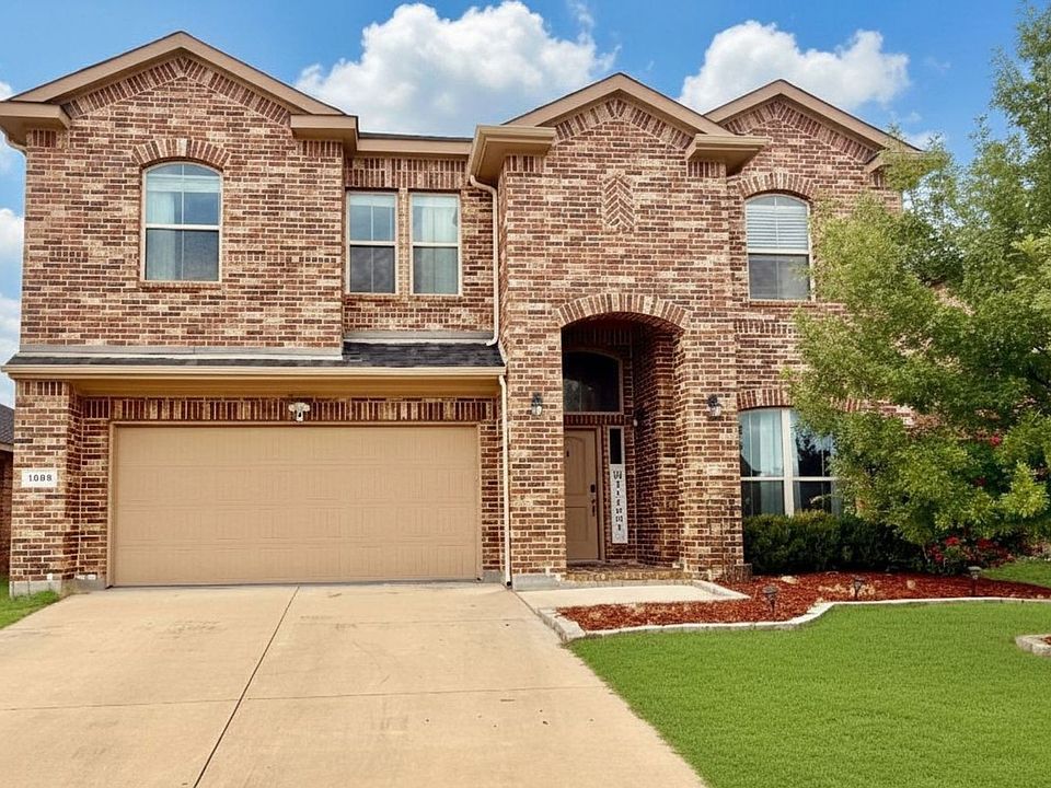 1st image of 1009 Cushing Dr