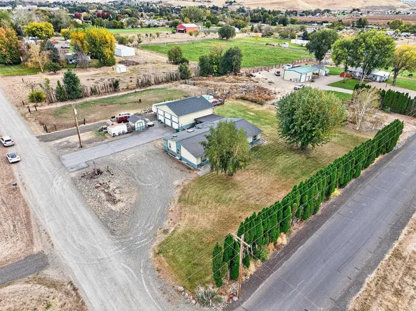 144901 W 74th Pr SW, Prosser, WA 99350
