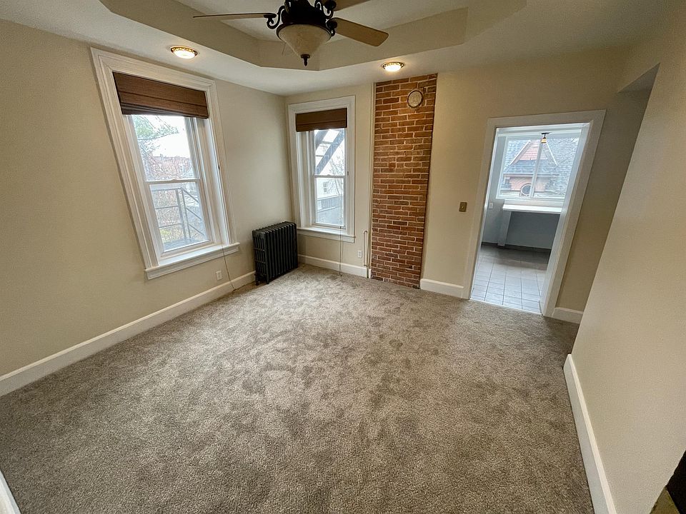 1st image of 440 Prospect Ave #3