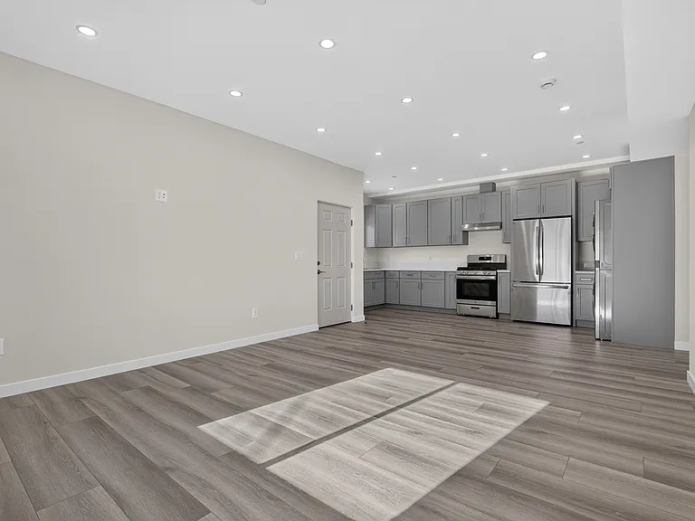 1809 N Avon St #101 — Photo 7