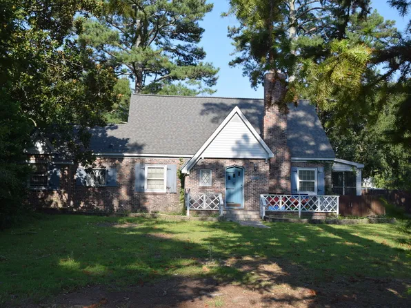2000 N Walnut St, Lumberton, NC 28358
