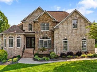 179 Carousel Ln, Stokesdale, NC 27357