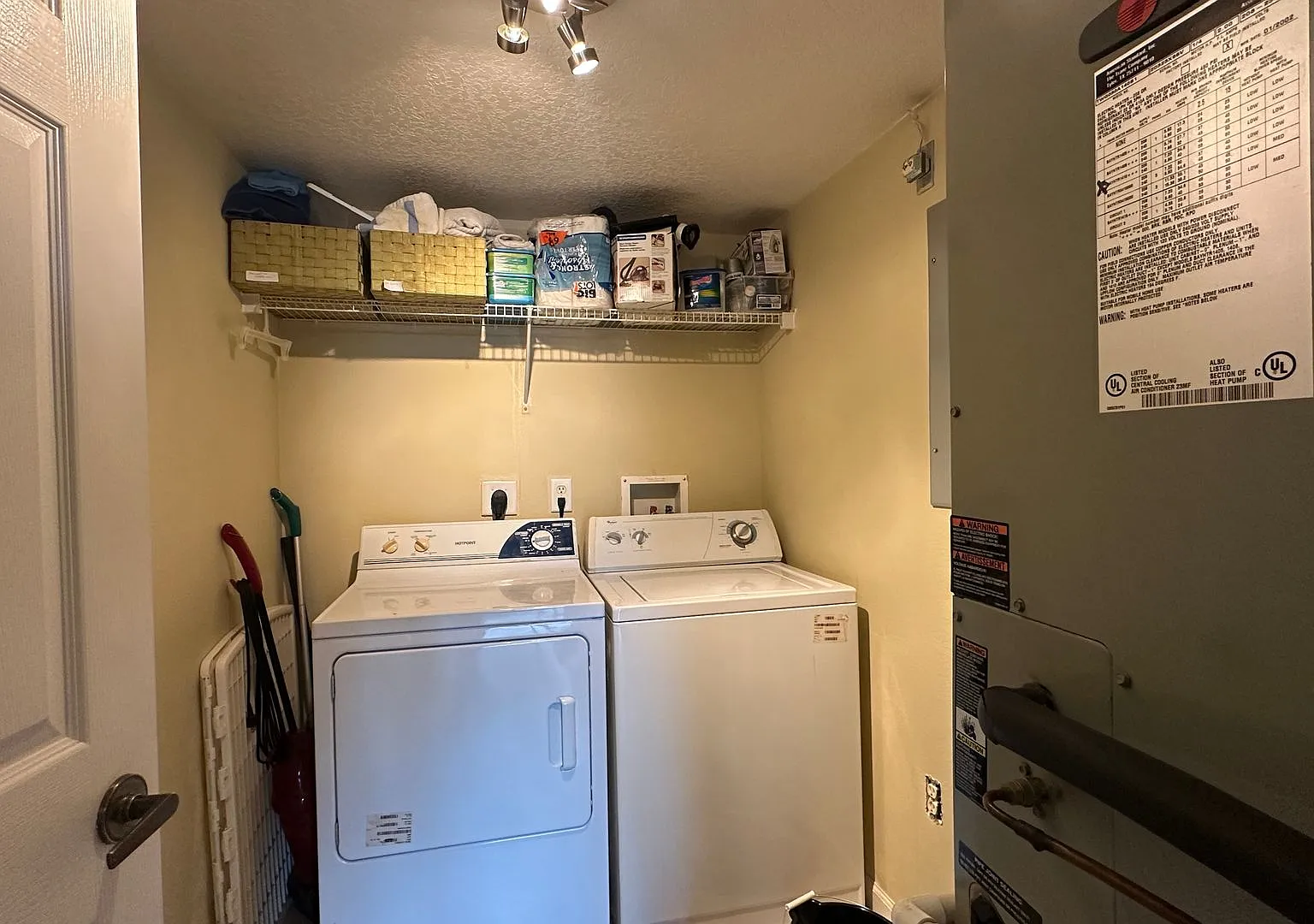 Spacious 5th-Floor Condo | Fully Furnished & Move-In Ready — Photo 4