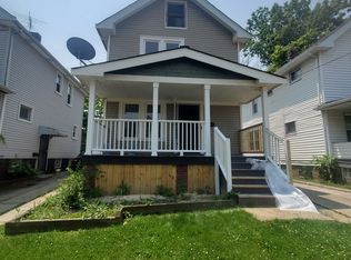 954 Stevenson Rd, Cleveland, OH 44110