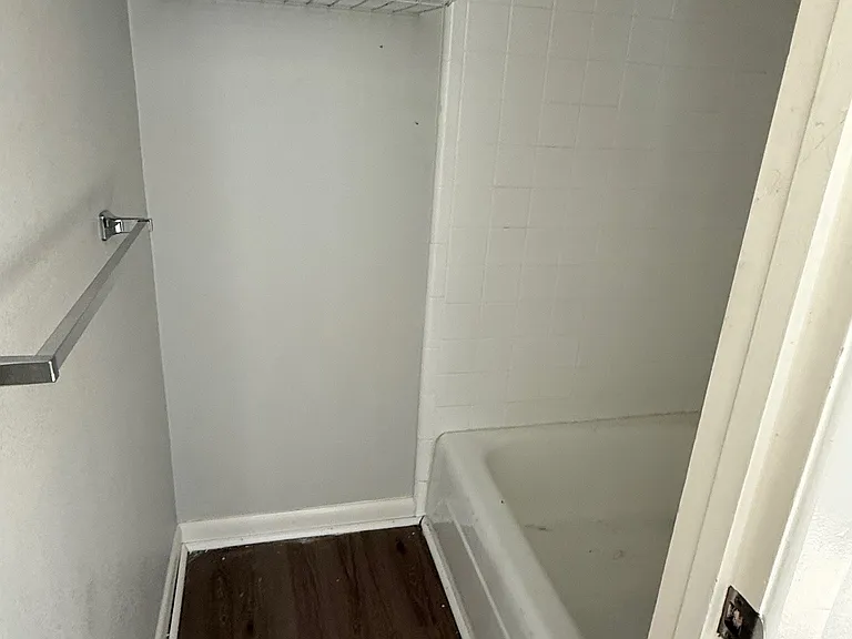 6301 C St. Apartments — Photo 12