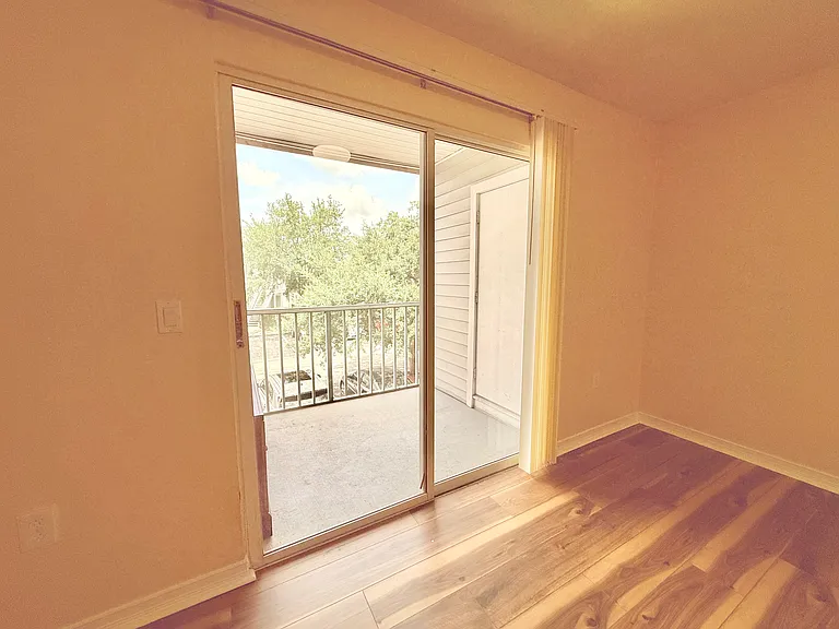 1226 Bermuda Lakes Ln #202 — Photo 13