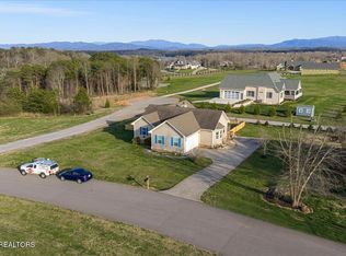 186 Country Way Rd, Vonore, TN 37885