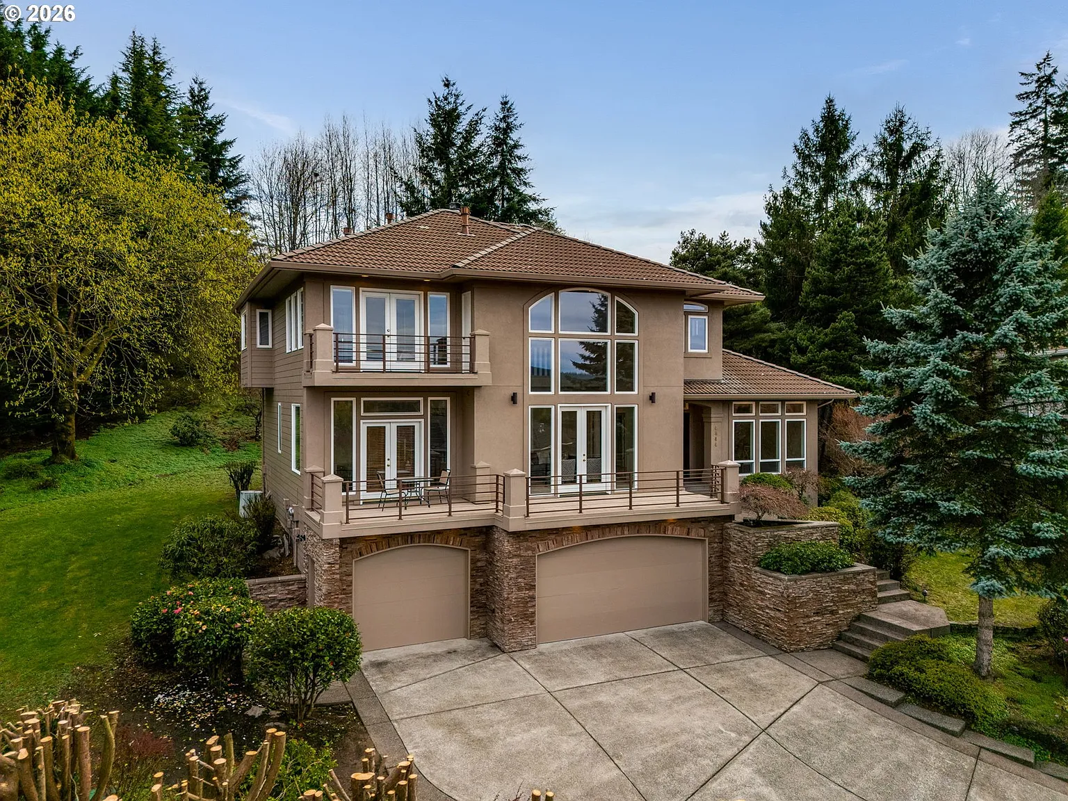 4844 NW Rainier Ct photo 1