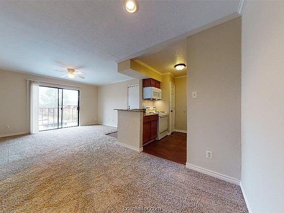 5th image of 904 University Oaks Blvd APT 28
