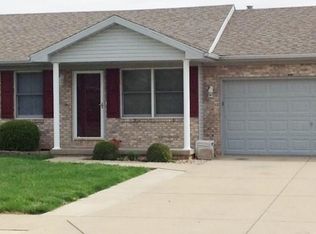 5100 Shenandoah Dr, Newburgh, IN