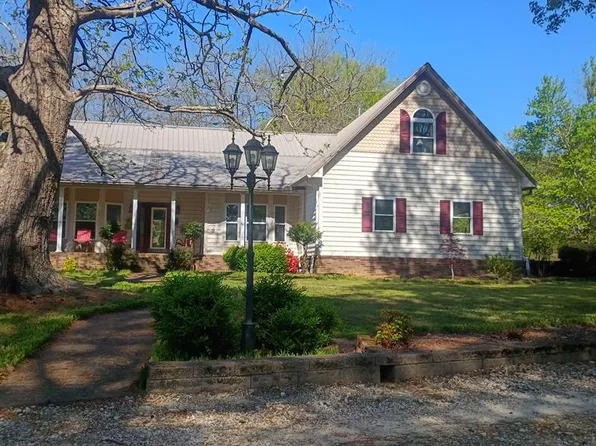 9825 Highway 69a, Big Sandy, TN 38221