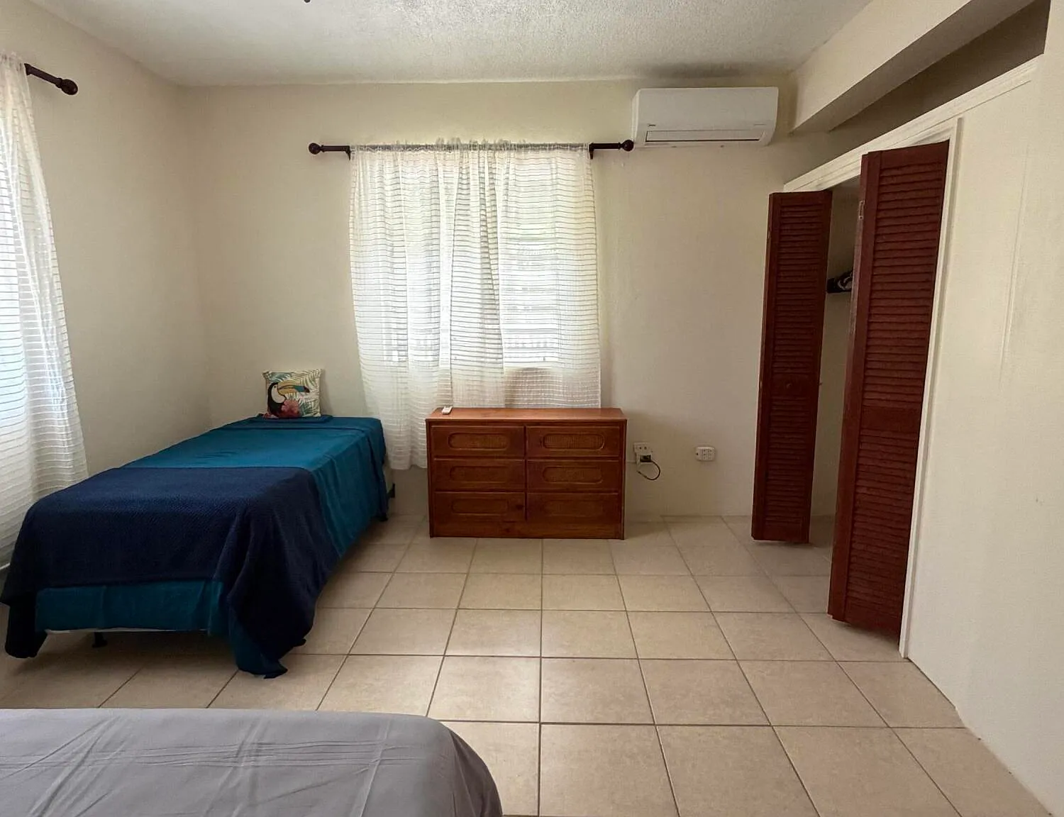 2 bed, $2,500 — Photo 4