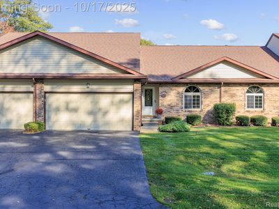 7109 Bluewater Dr, Clarkston, MI, 48348