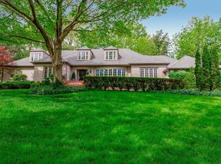 5728 Oakwood Rd, Mission Hills, KS 66208