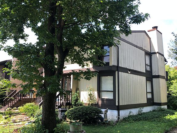 2nd image of 4430 Elan Pl