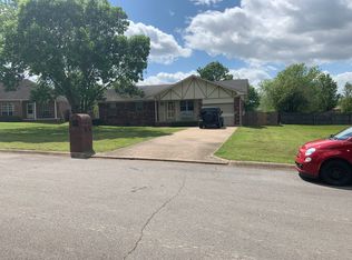 206 Gina Dr, Morrilton, AR 72110