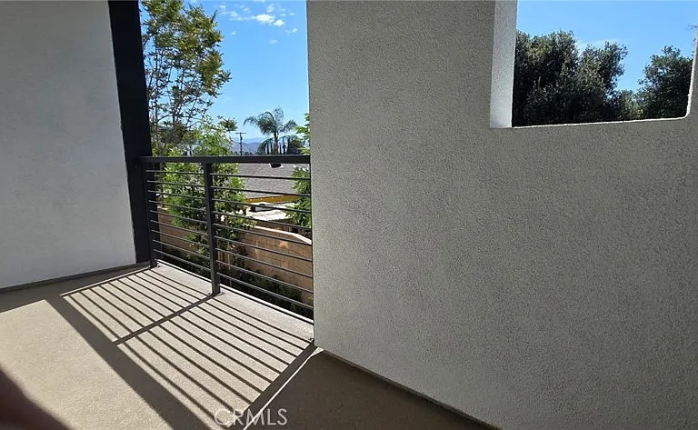 9525 Hannah Way — Photo 9