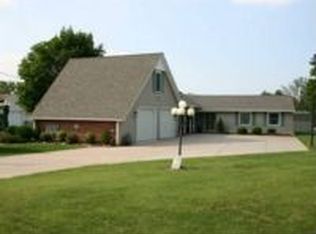 9737 Watson Ave, Middleport, NY 14105