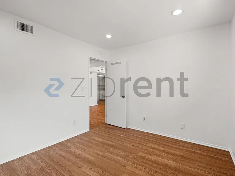 3841 Milton Ter — Photo 19