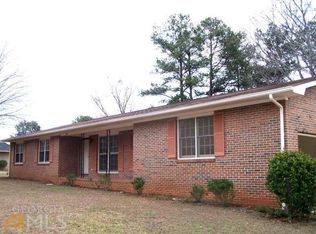 202 Melrose Dr, Lagrange, GA 30241