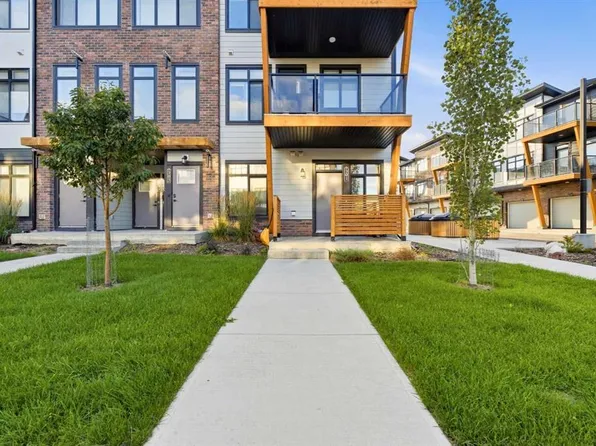562 Seton Cir SE #301, Calgary, AB T3M 3Y1