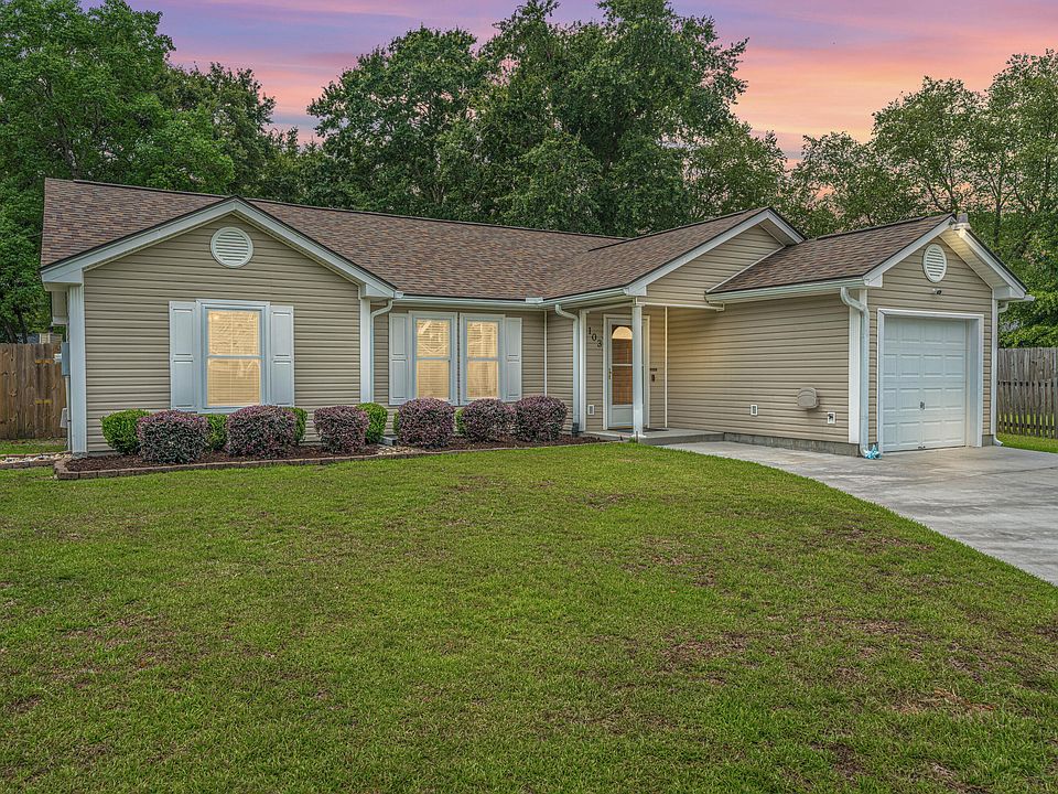 1st image of 103 Felicia Ct