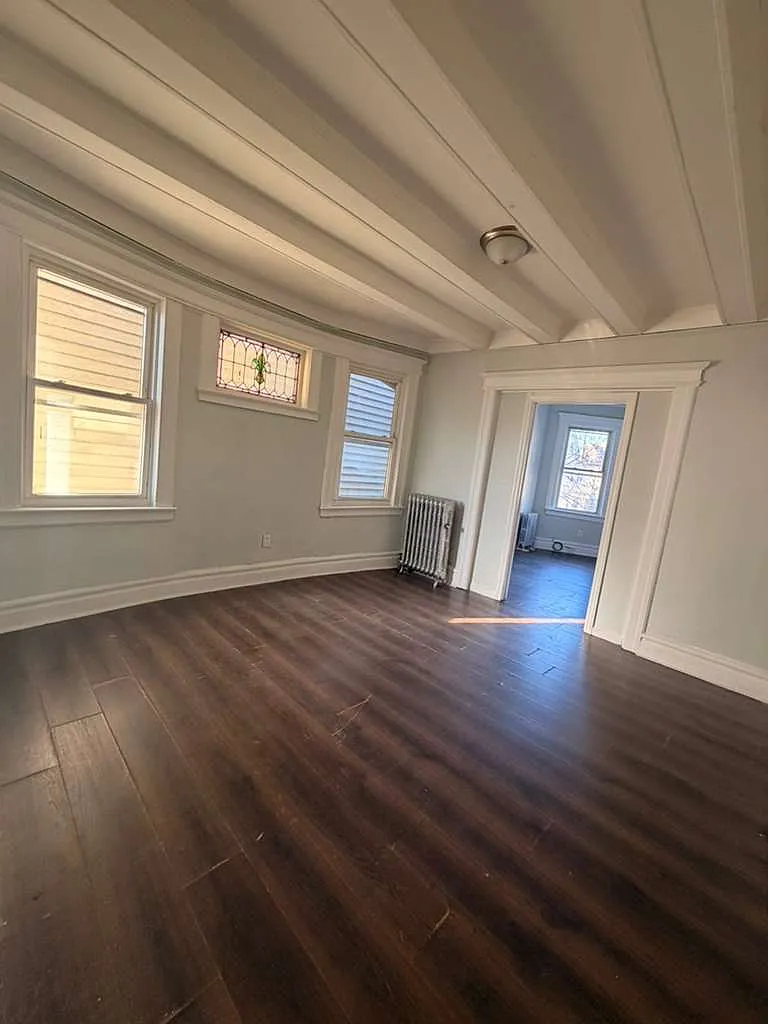 Building Photo - 848 S 14th St #3